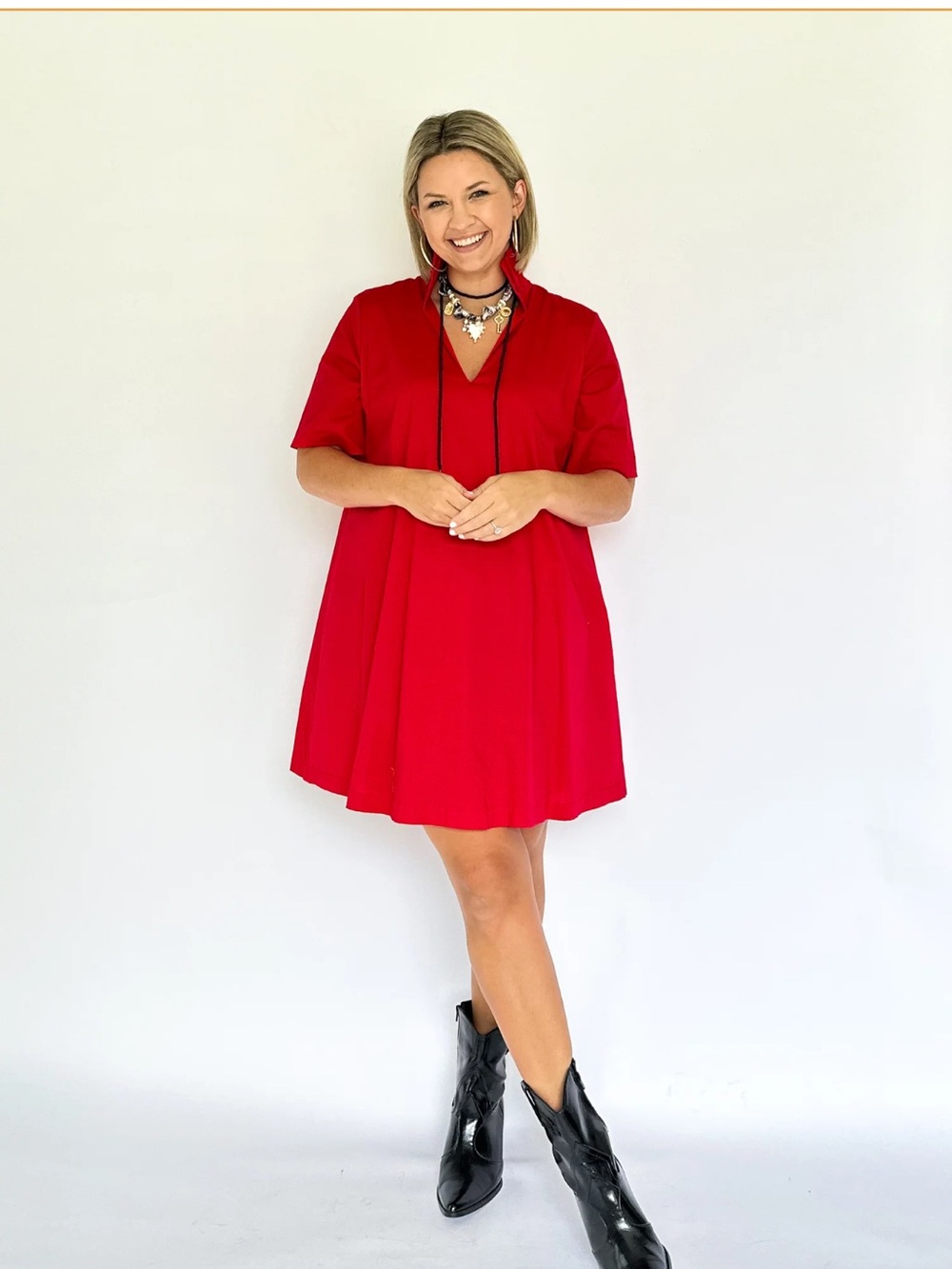 Boutique Red Olivia V-Neck Short Sleeve Mini Dress